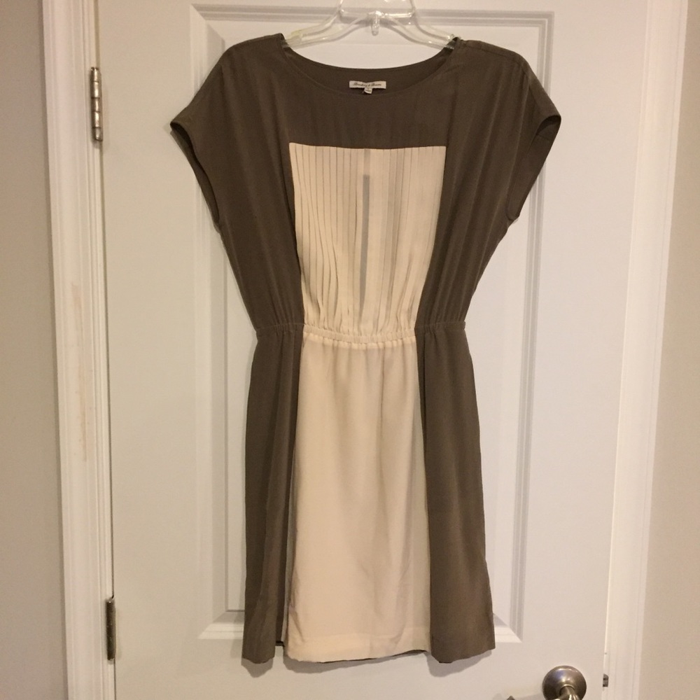 Madewell dress NWT size 0 grey cream panel dress